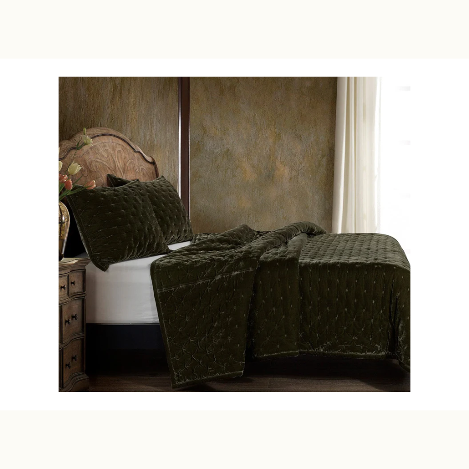 Dark Green Faux Silk Velvet King Quilt Set
