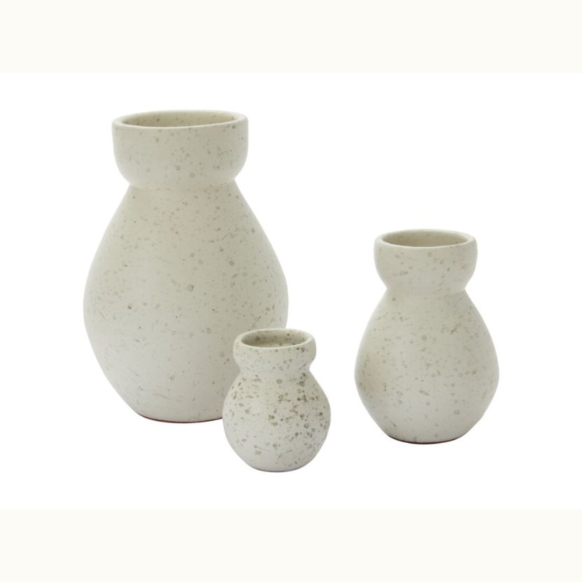 Curved Cream Speckled Vase
