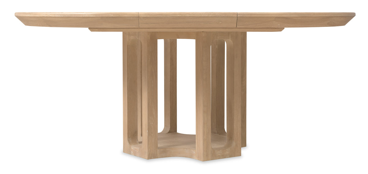Banyon Bay Round Dining Table with One 18-inch Leaf