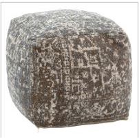 Reign Pouf